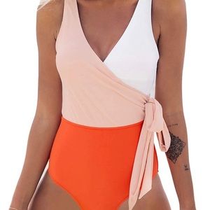 CUPSHE One-Piece Bathing Suit